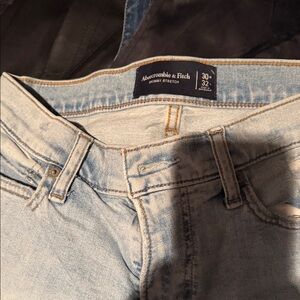 Abercrombie & Fitch Light Wash Skinny Jeans - Pale Blue